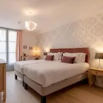 Des Augustins - Boutique - Restaurant Gastronomique 4* Сен-Сиприен