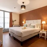 Hotel Des Augustins - Boutique Hotel - Restaurant Gastronomique サン・シプリアン