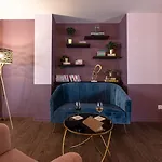 Des Augustins - Boutique - Restaurant Gastronomique Отель 4*