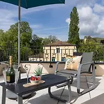 Des Augustins - Boutique - Restaurant Gastronomique Отель