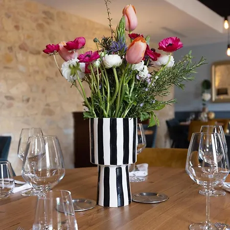 Des Augustins - Boutique - Restaurant Gastronomique Hotell