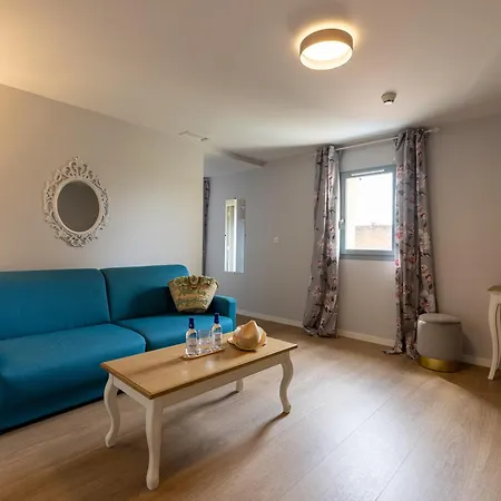 Hotel-restaurant Des Augustins 4* Saint-Cyprien (Dordogne)