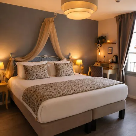 Des Augustins - Boutique - Restaurant Gastronomique