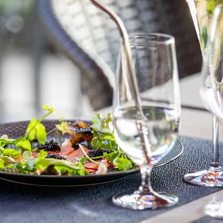 Des Augustins - Boutique - Restaurant Gastronomique